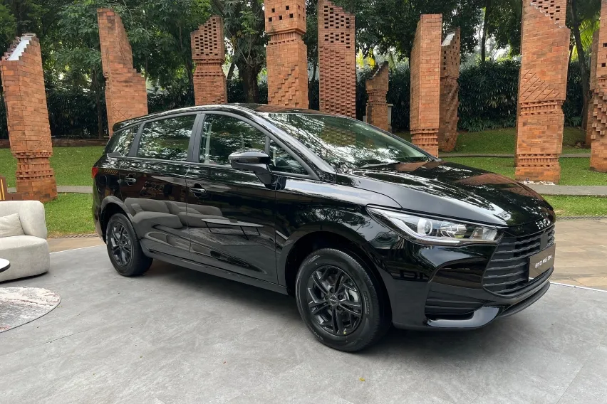 Detail Spesifikasi BYD M6 DM Standard Termurah, MPV PHEV 7-Seater Rp298 Juta